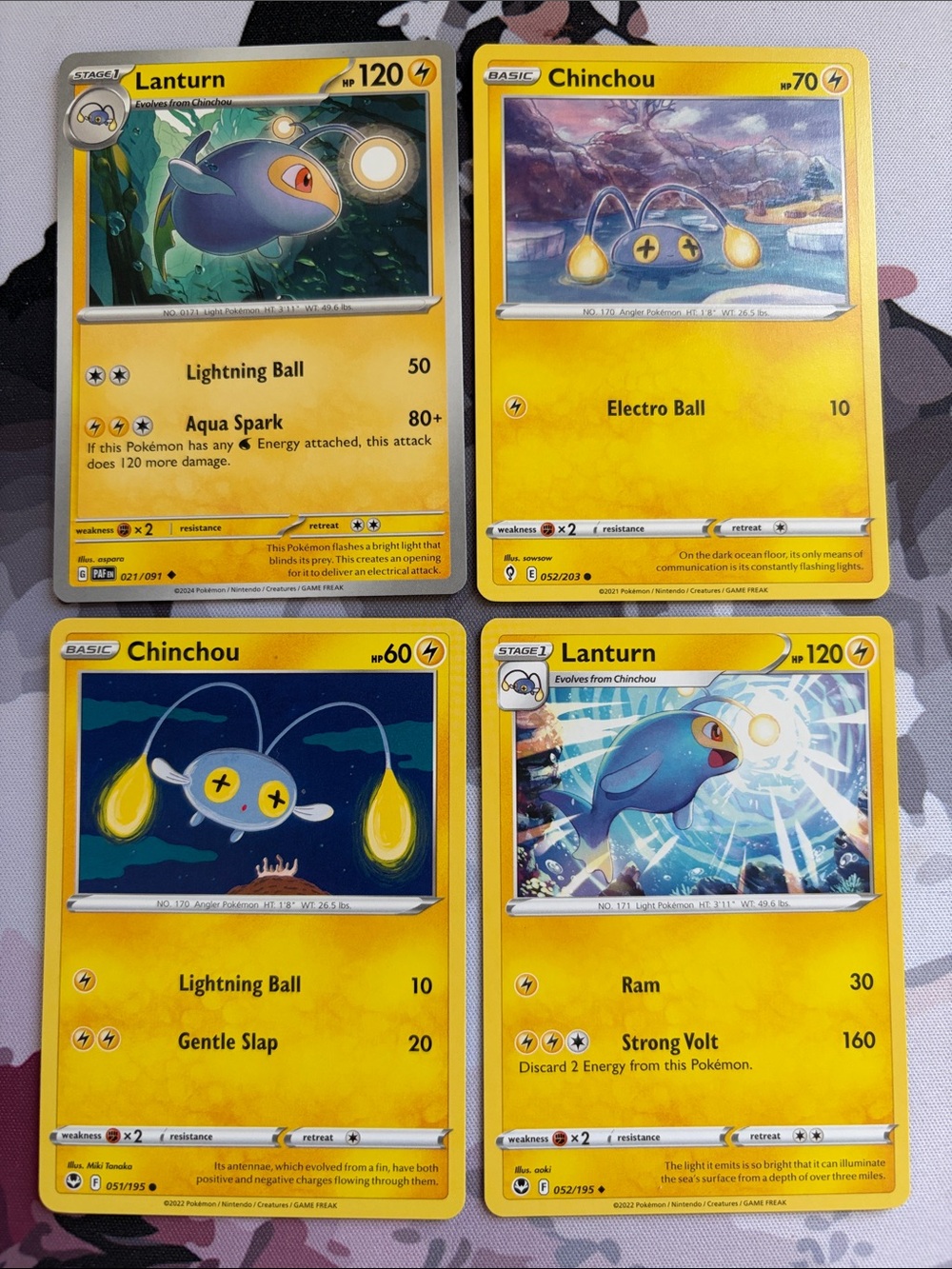 Chinchou & Lanturn Collection Lot | 4 Pokémon Cards | ✨5/$25✨
